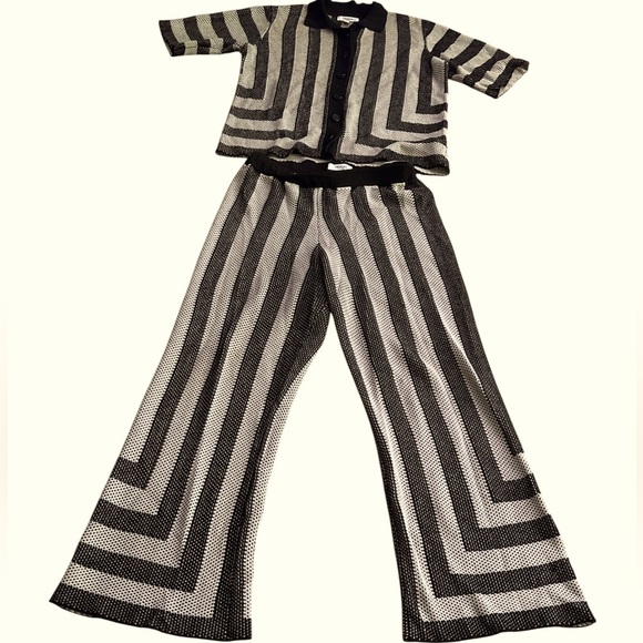 Toboggan White Label Geo  Luxury design black grey 2 piece Knit lounge  set - Picture 14 of 17